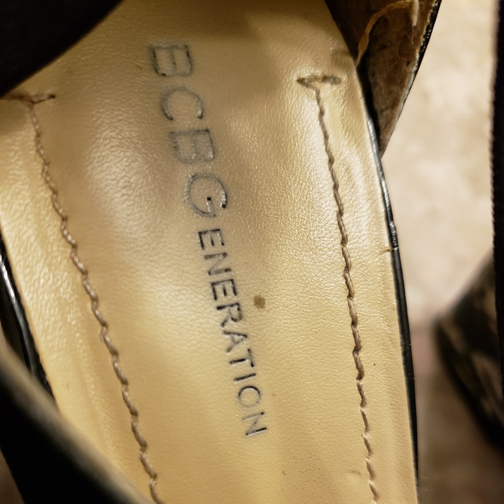 BCBG wedges